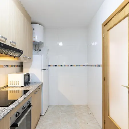 Apartment Nova Pineda 2 *